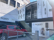 SHOW ROOM LAS AGUILAS